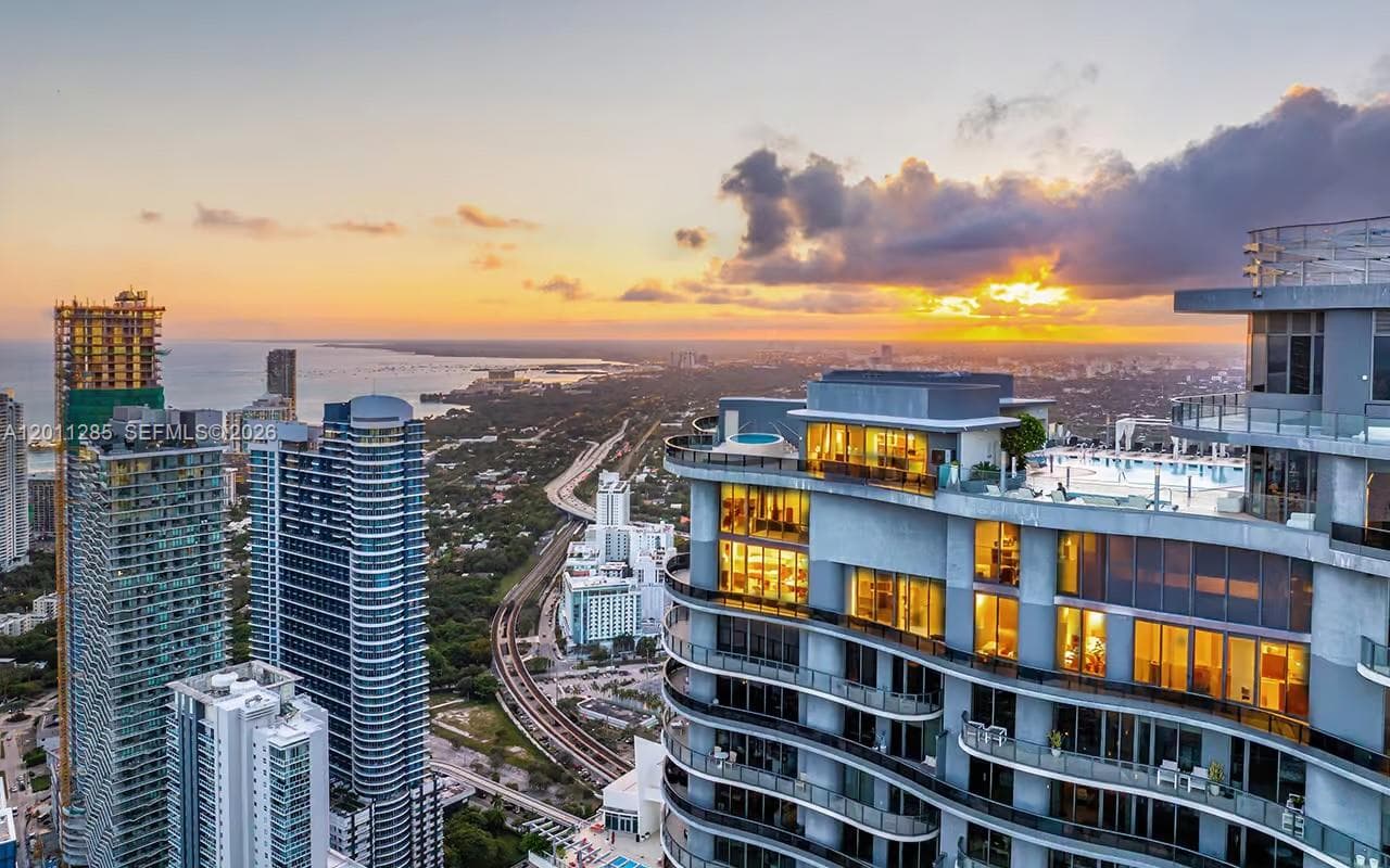 1000 Brickell Plz # 4301, Miami FL 33131 — 50