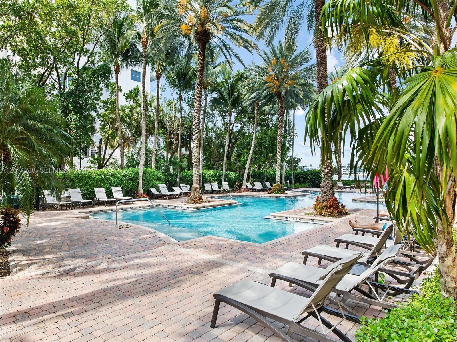17100 N Bay Rd # 1614, Sunny Isles Beach FL 33160 — 16