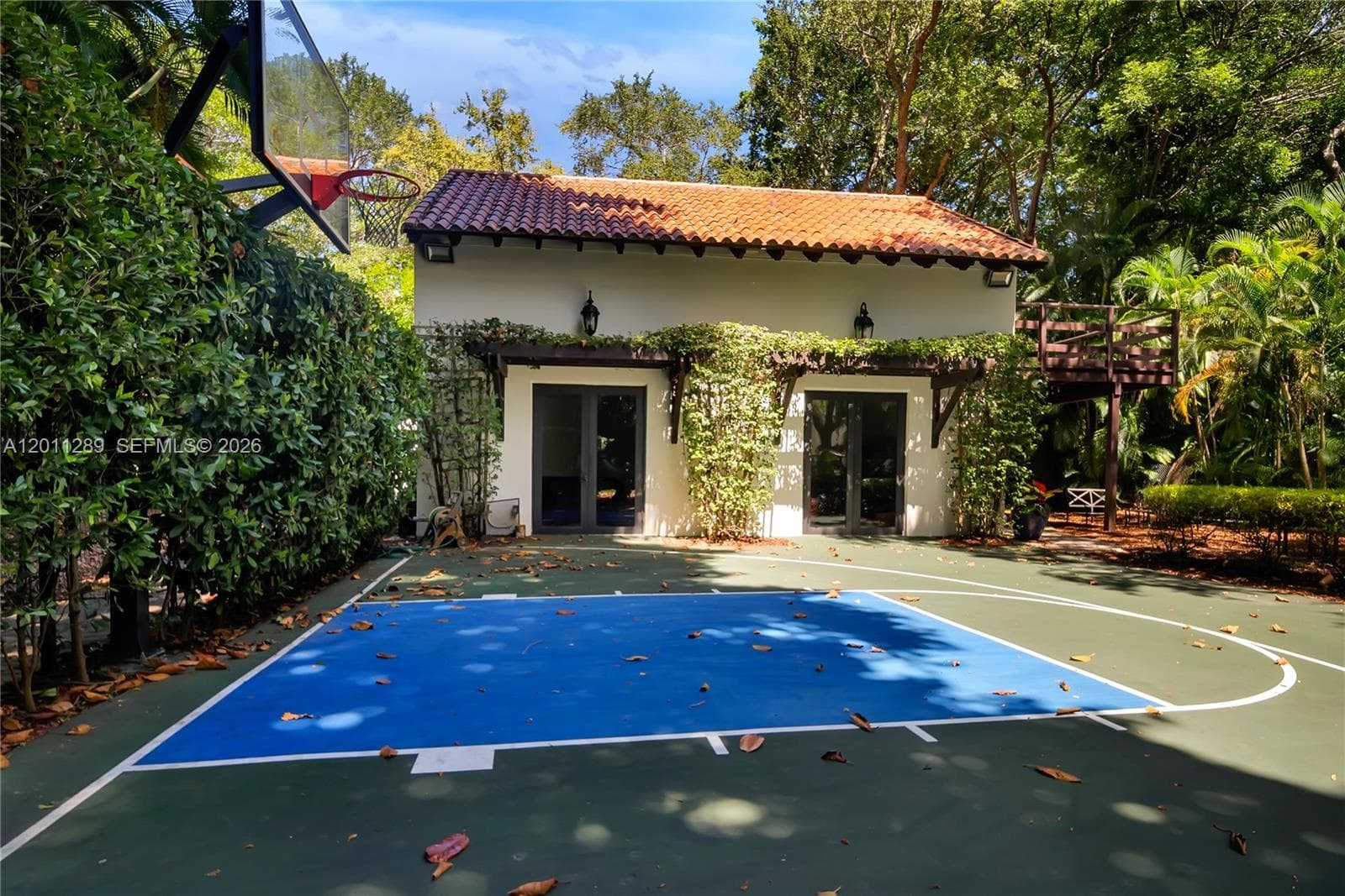 8301 SW 53rd Ave, Miami FL 33143 — 67