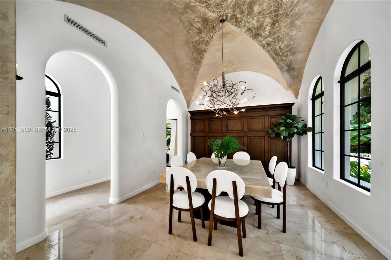 8301 SW 53rd Ave, Miami FL 33143 — 19