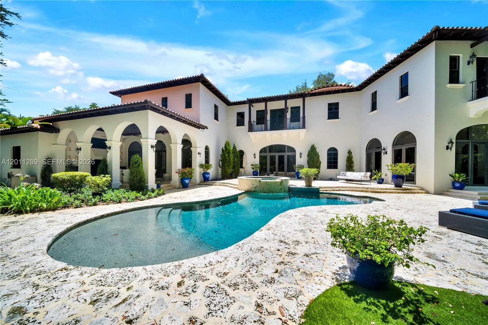 8301 SW 53rd Ave, Miami FL 33143 — 8