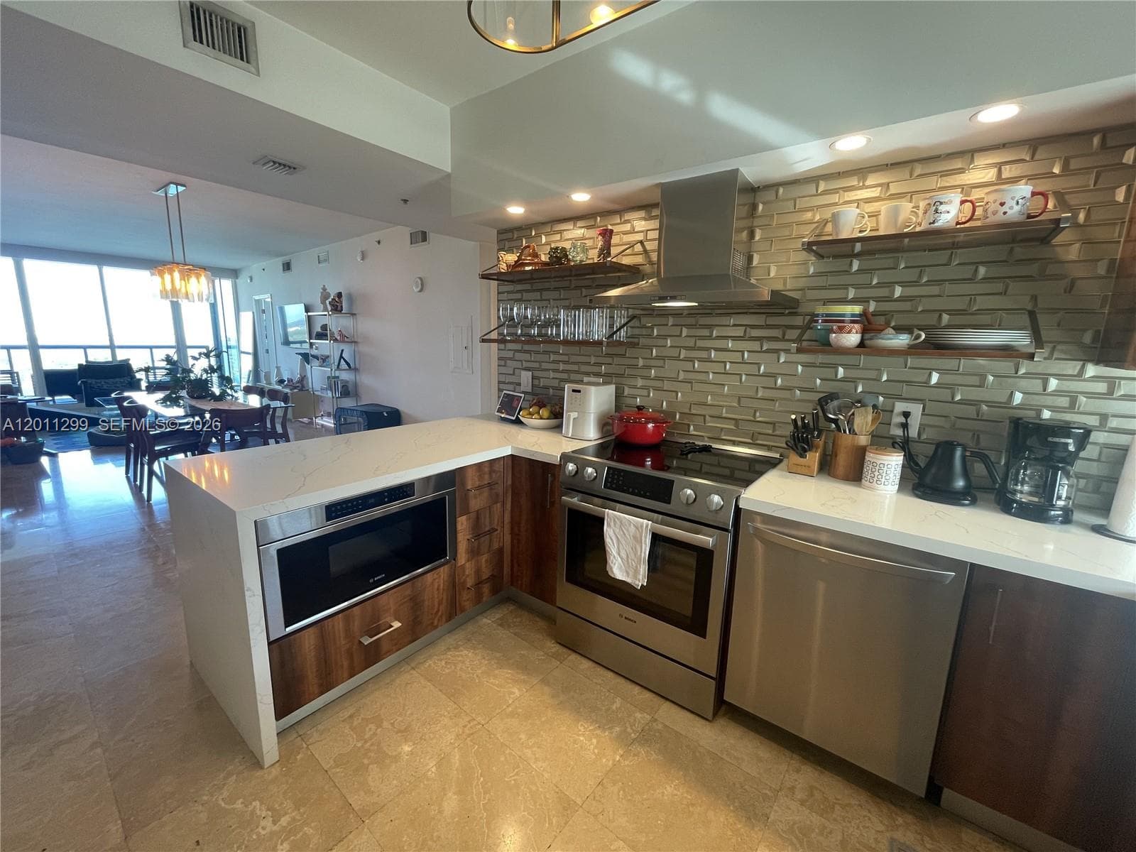 601 NE 36th St # 2109, Miami FL 33137 — 10