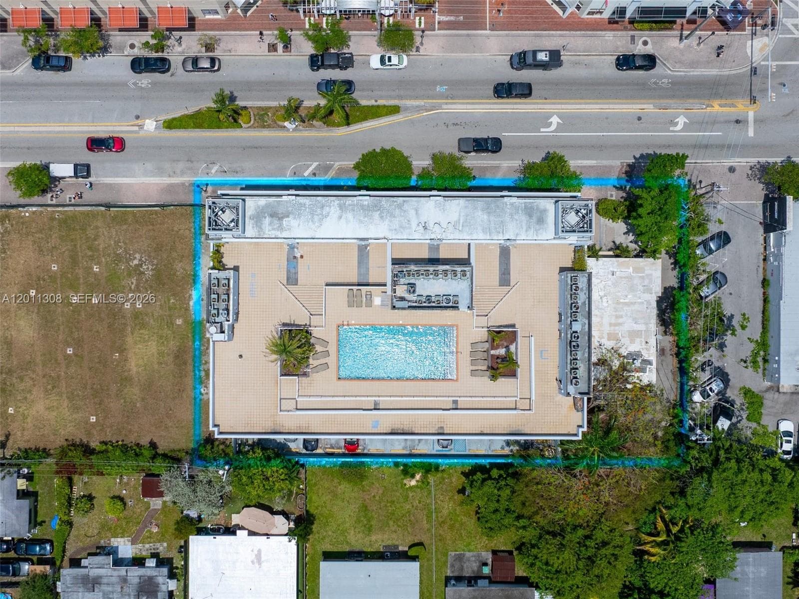 3250 Grand Ave # 506, Miami FL 33133 — 19