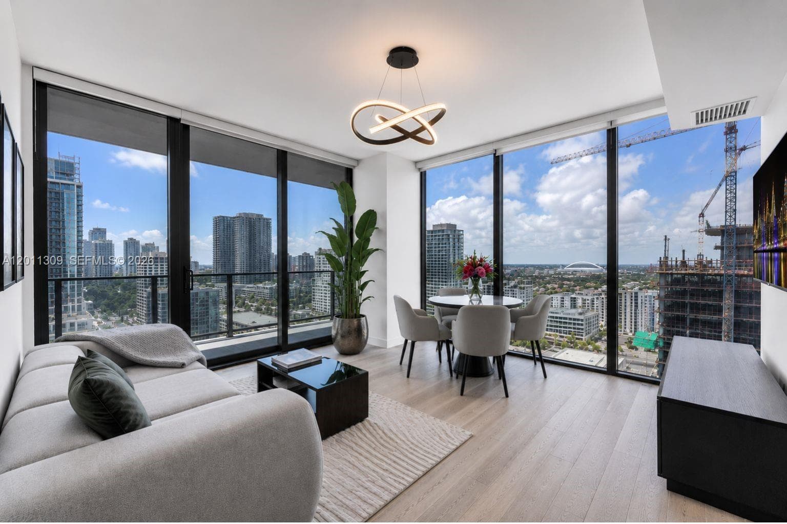 20 NE 11 ST # 3410, Miami FL 33132 — 2