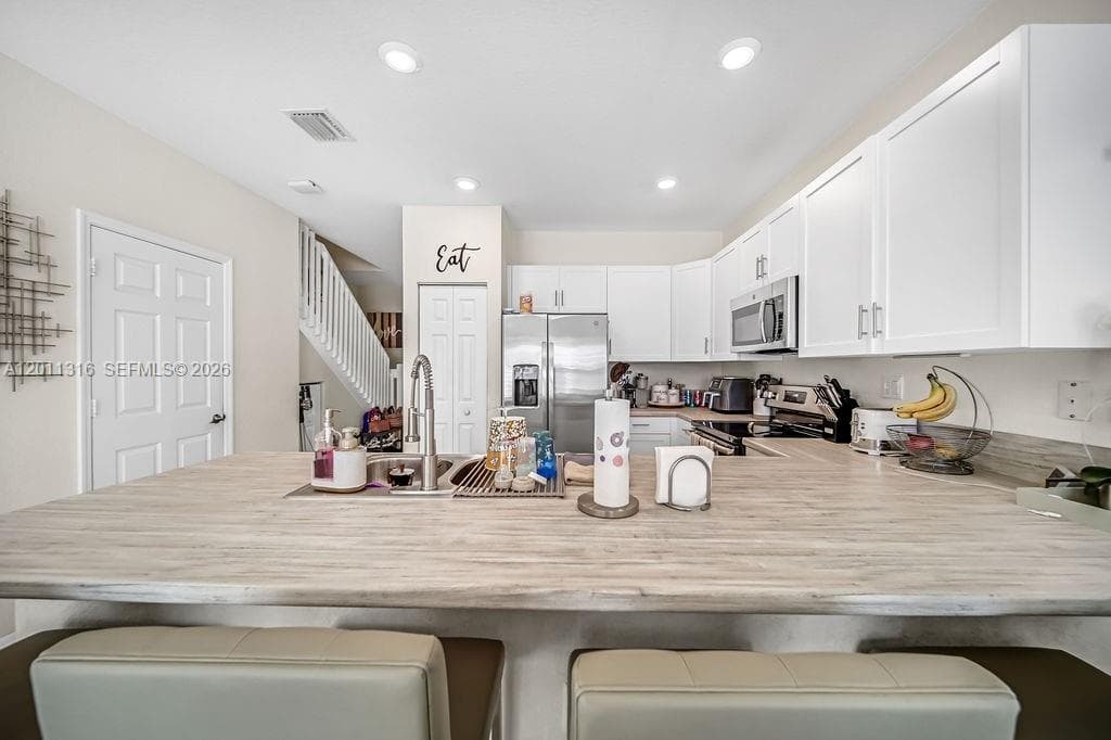 10657 W 32nd Ln, Hialeah FL 33018 — 13