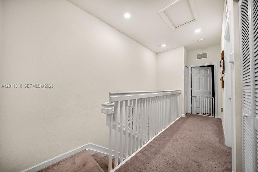 10657 W 32nd Ln, Hialeah FL 33018 — 34