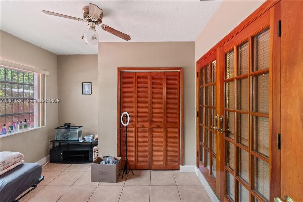 6385 SW 25th St, Miami FL 33155 — 14