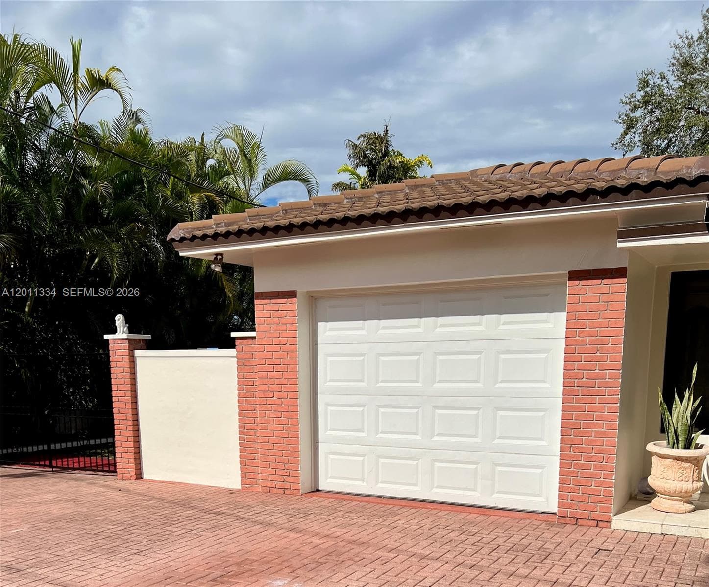 6385 SW 25th St, Miami FL 33155 — 4