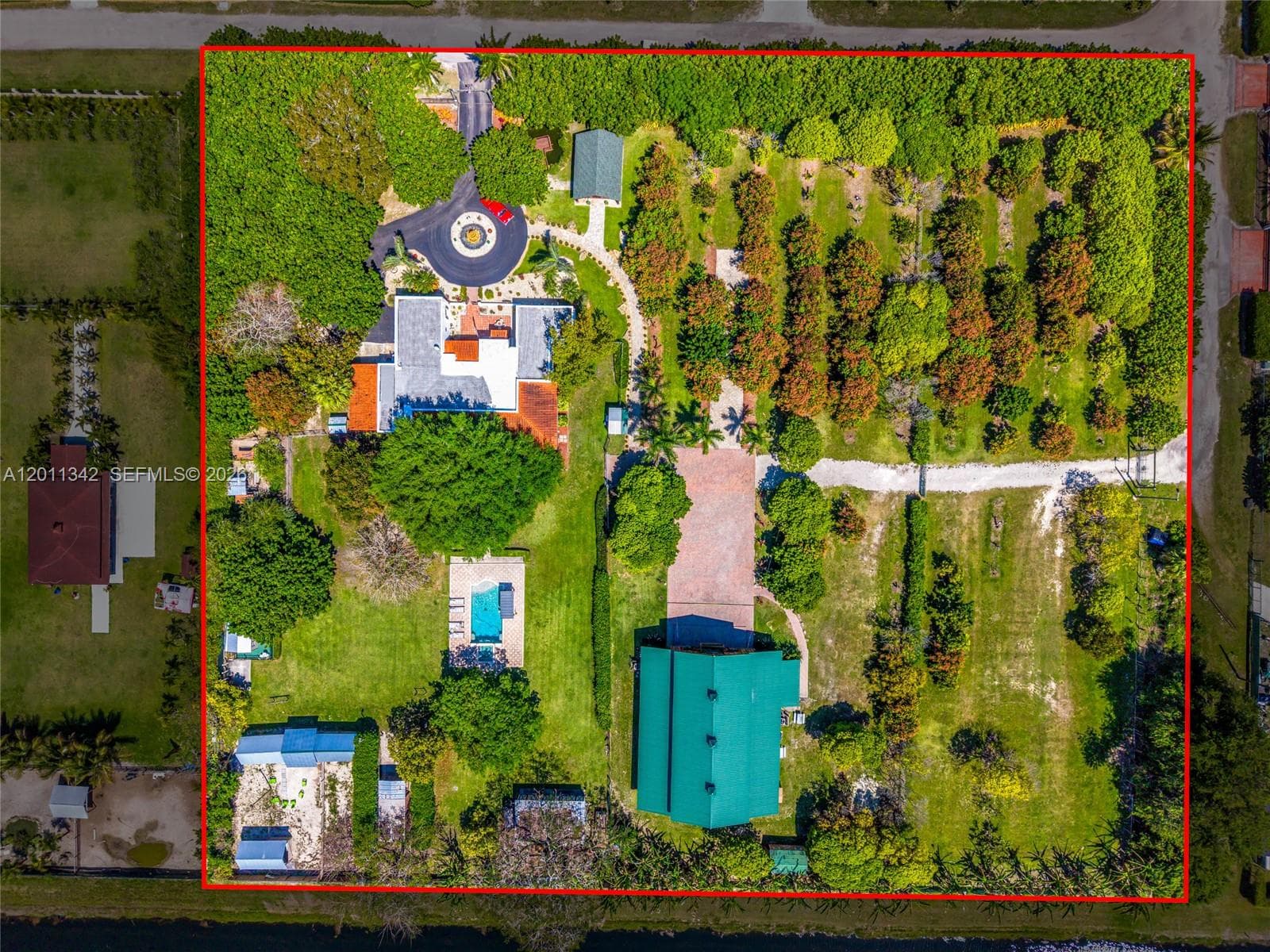 19050 SW 194th Ave, Miami FL 33187 — 17