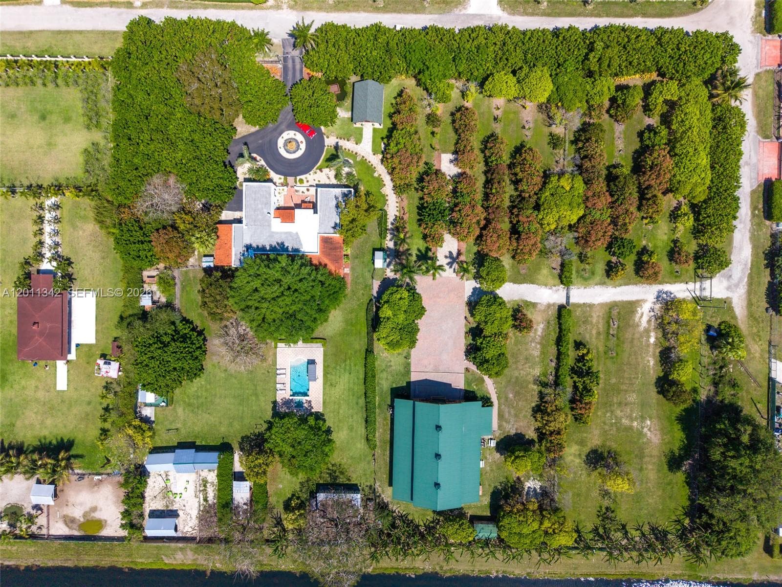 19050 SW 194th Ave, Miami FL 33187 — 18