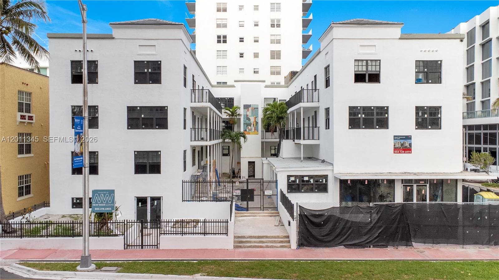 2814 Collins Ave, Miami Beach FL 33140 — 2