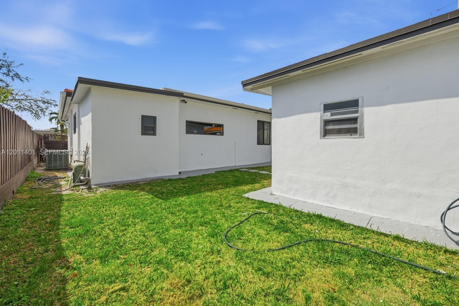 3021 SW 12th St, Miami FL 33135 — 23