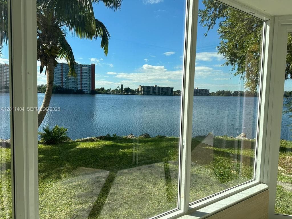1302 NE 191st St # A114, Miami FL 33179 — 25