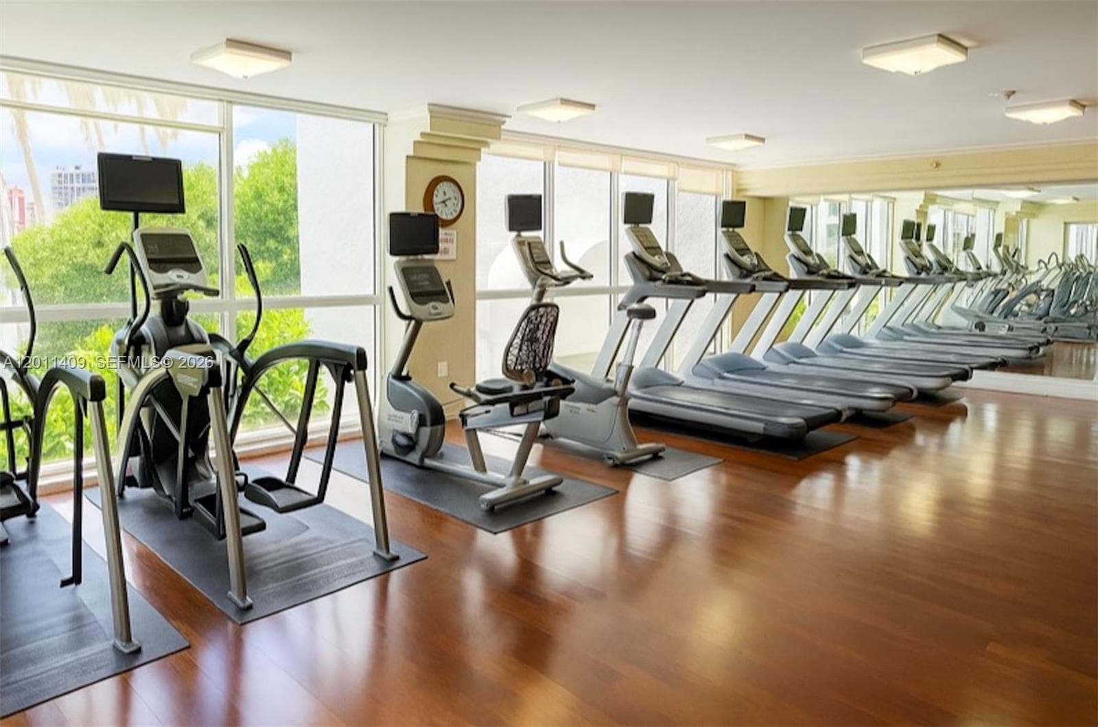 16711 Collins Ave # 2301, Sunny Isles Beach FL 33160 — 18