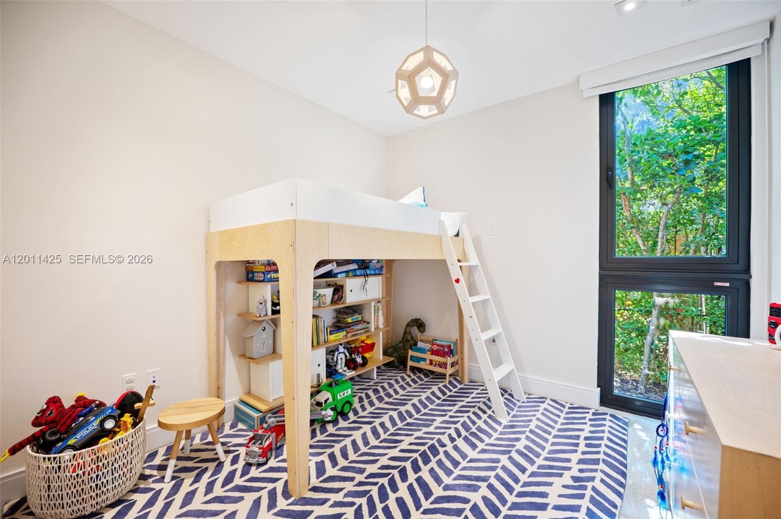 4045 Bonita Ave, Miami FL 33133 — 10