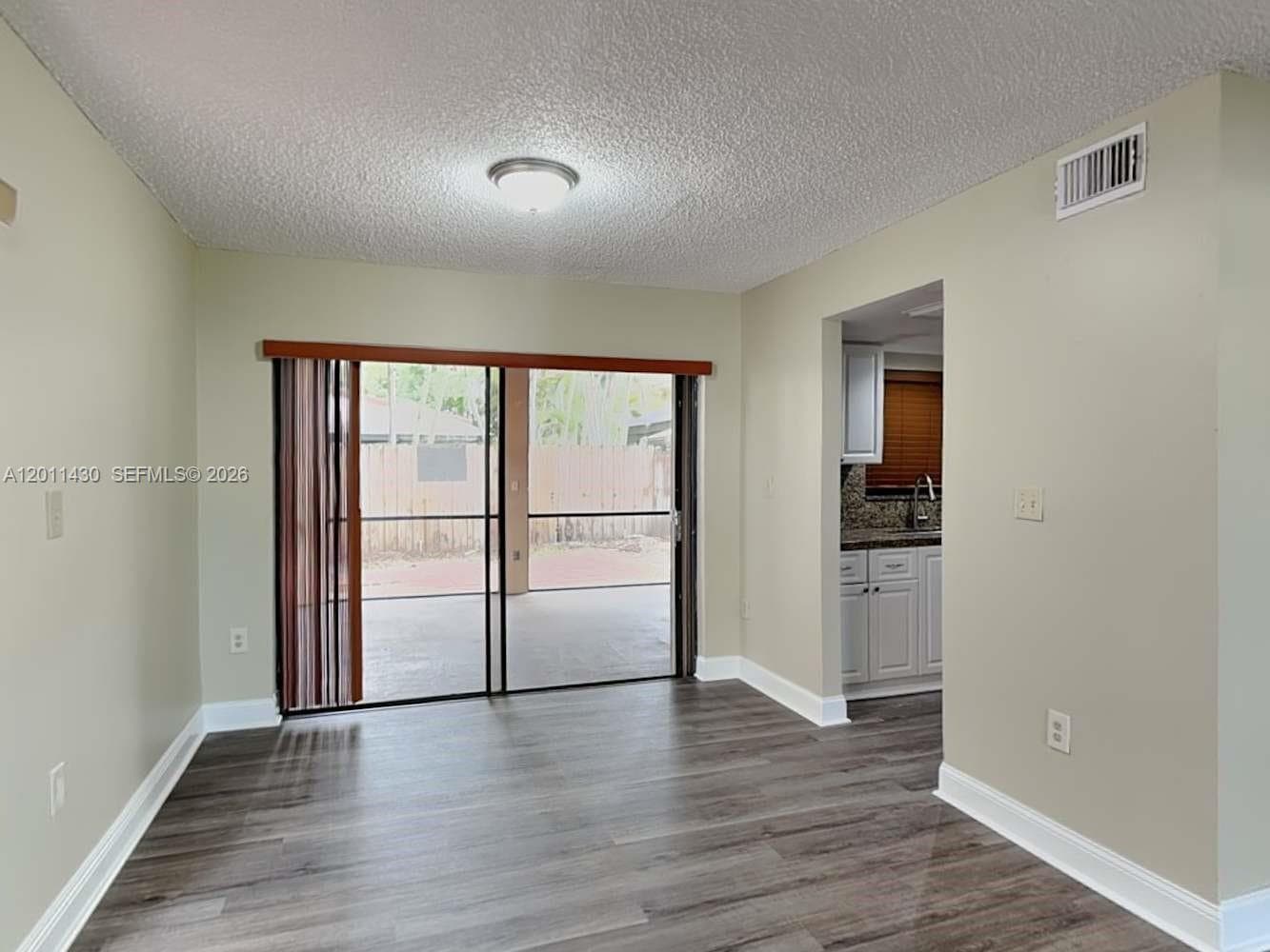 Pueblo Del Sol Sec 6, Miami, FL — 10