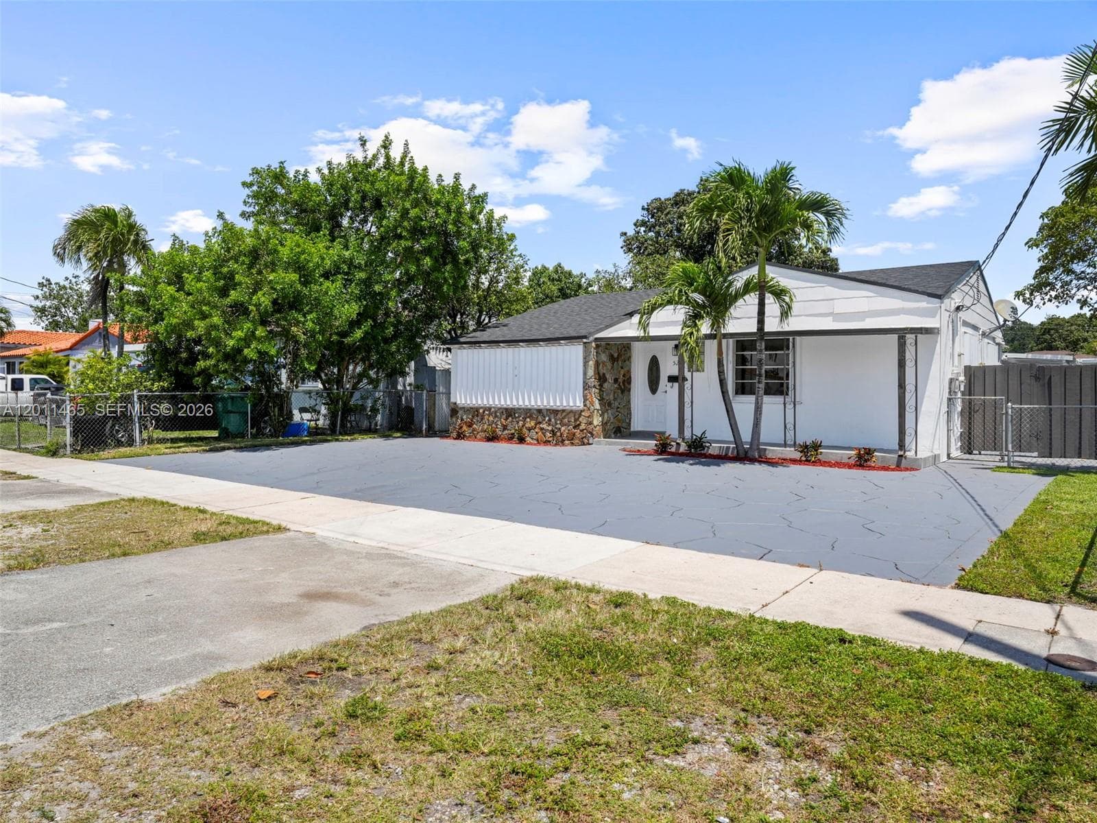 521 SW 64th Ct, Miami FL 33144 — 52