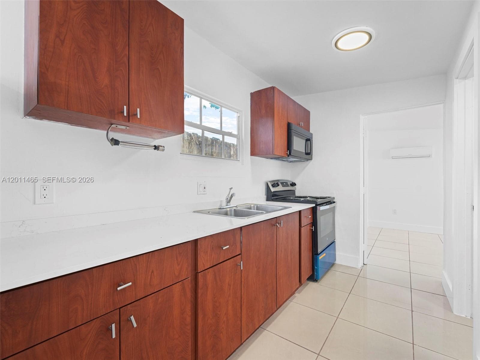 521 SW 64th Ct, Miami FL 33144 — 35