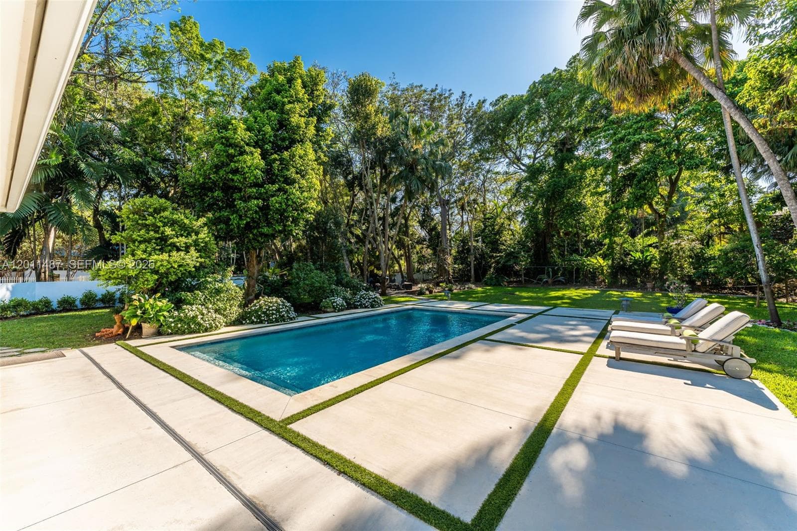 4901 Hammock Park Dr, Coral Gables FL 33156 — 52
