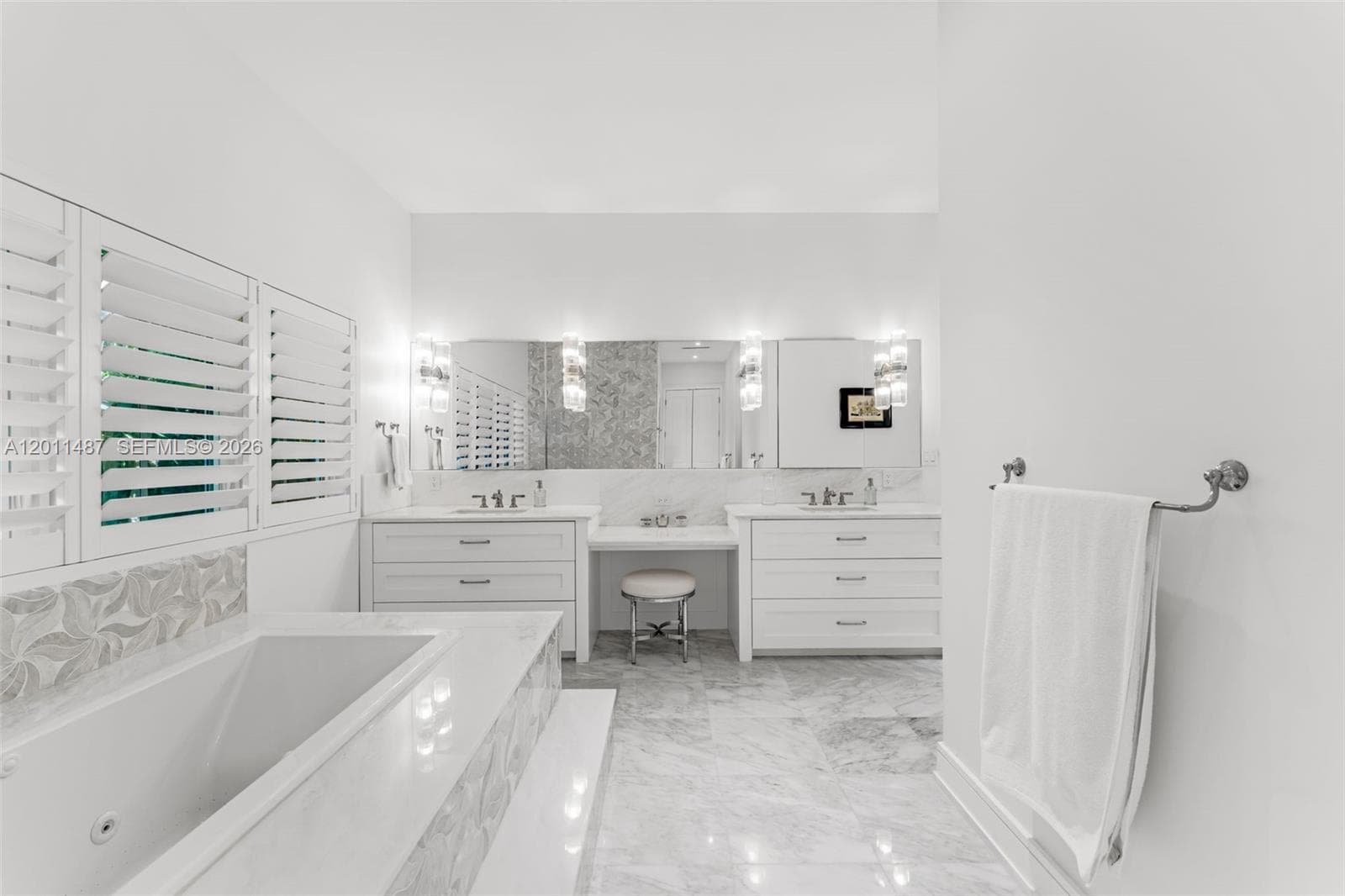 4901 Hammock Park Dr, Coral Gables FL 33156 — 38