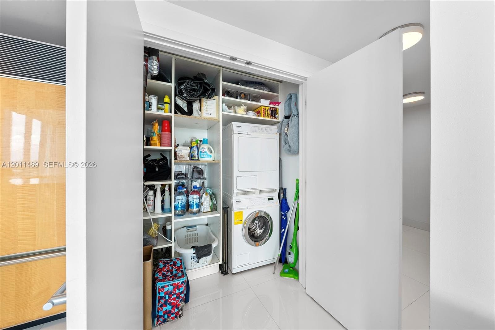 6899 Collins Ave # 2004, Miami Beach FL 33141 — 23