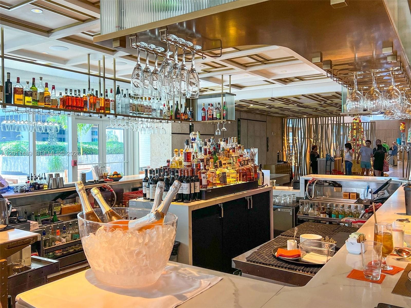 6899 Collins Ave # 2004, Miami Beach FL 33141 — 35