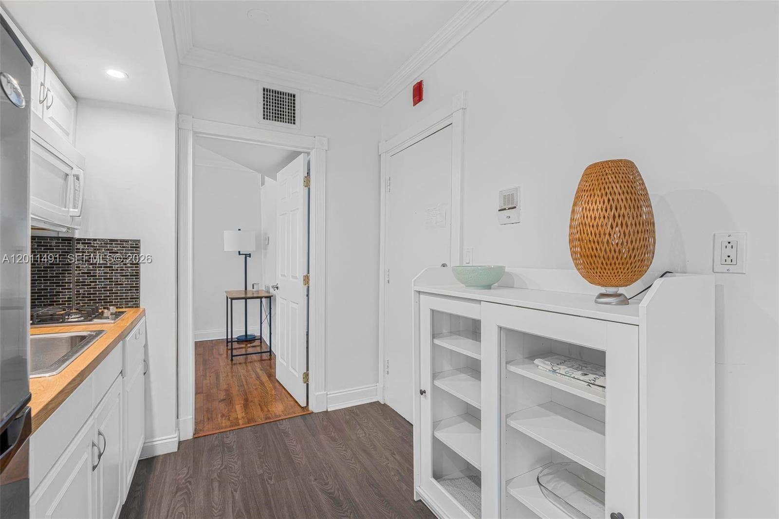 1555 Pennsylvania Ave # 209, Miami Beach FL 33139 — 6