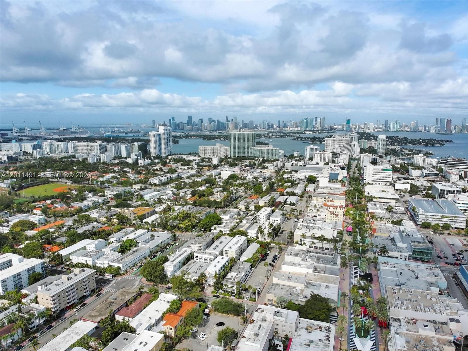 1555 Pennsylvania Ave # 209, Miami Beach FL 33139 — 35