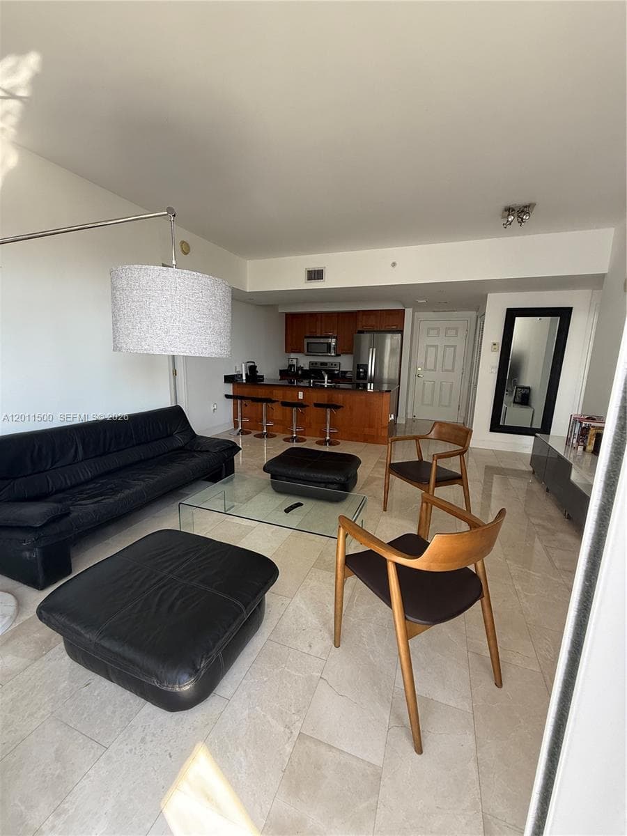 4100 Salzedo St # 811, Coral Gables FL 33146 — 19