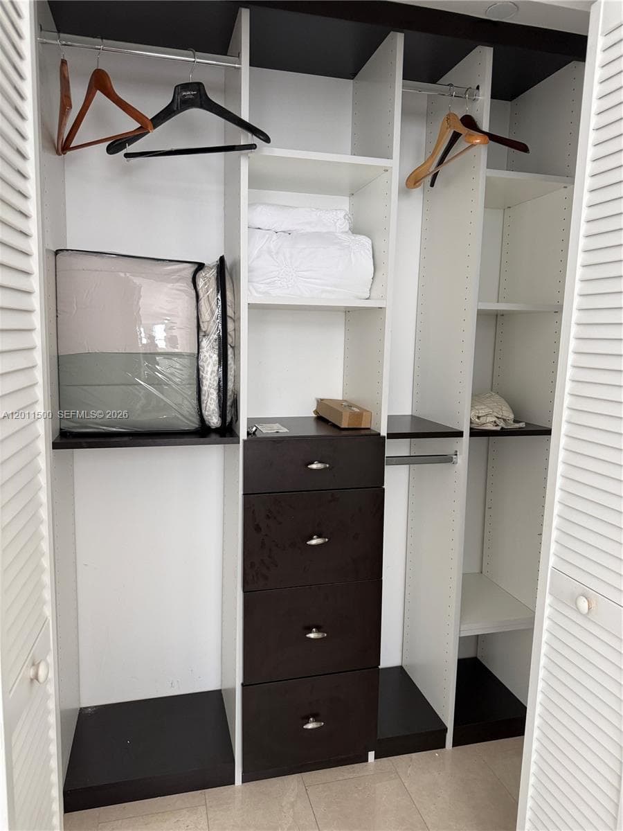 4100 Salzedo St # 811, Coral Gables FL 33146 — 29