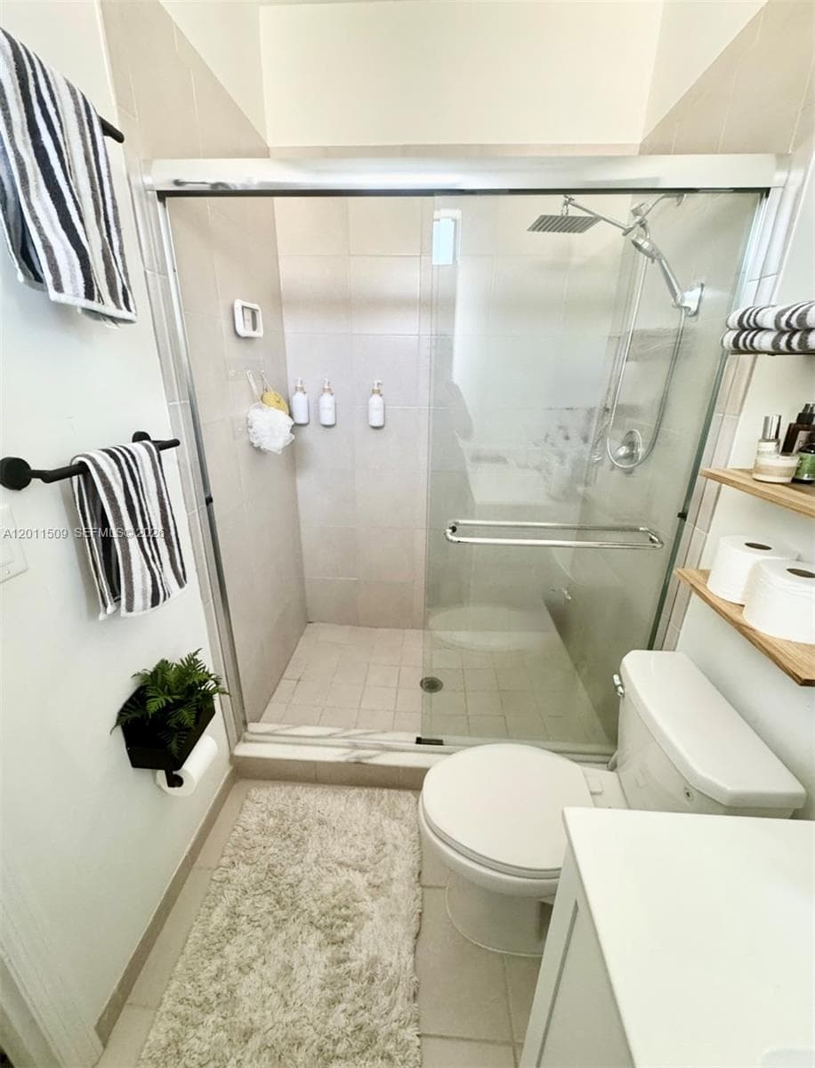 21443 NE 2nd Path # 21443, Miami FL 33179 — 19