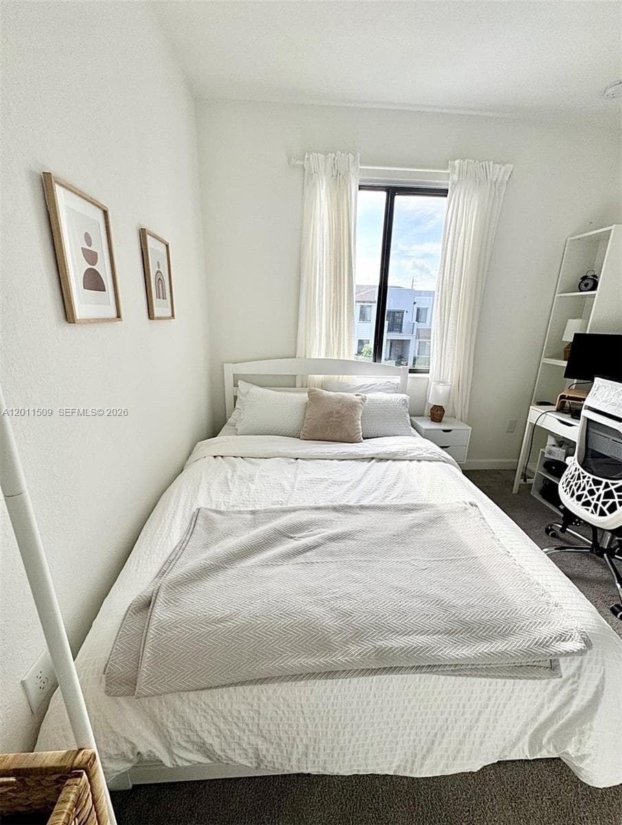 21443 NE 2nd Path # 21443, Miami FL 33179 — 21