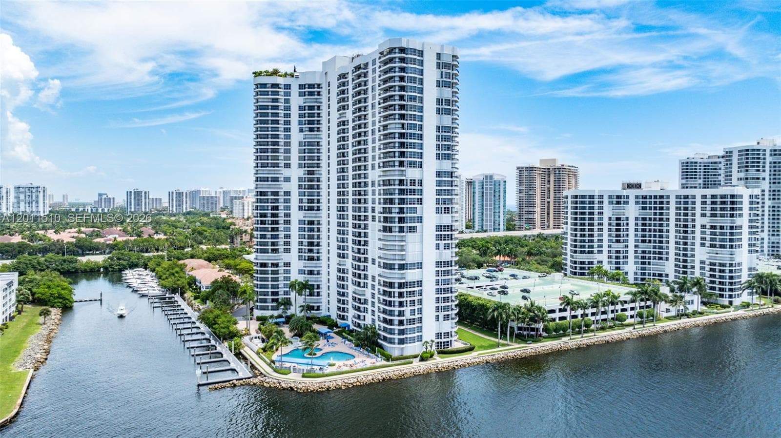 3530 Mystic Pointe Dr # 214, Aventura FL 33180 — 17