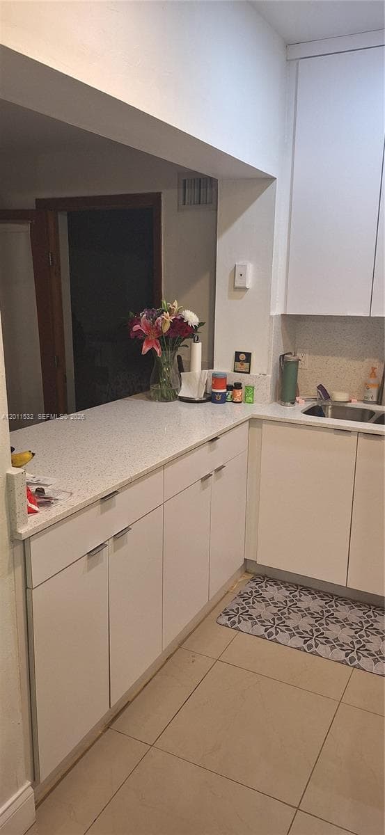 437 swan avenue, Miami Springs FL 33166 — 31