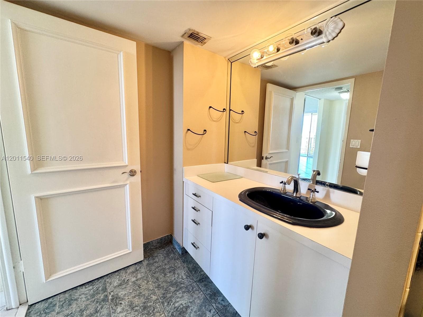 290 174th St # 1112, Sunny Isles Beach FL 33160 — 29