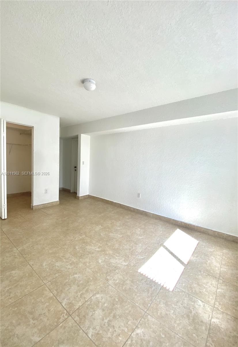 445 SW 11th St # 107, Miami FL 33130 — 9