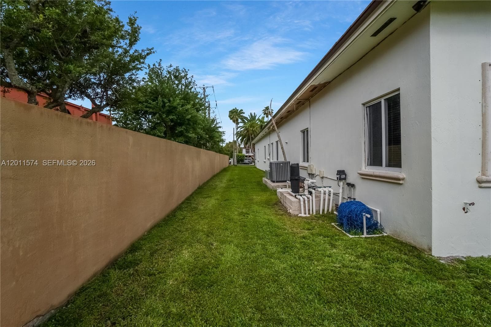 4025 SW 128th Ave, Miami FL 33175 — 67