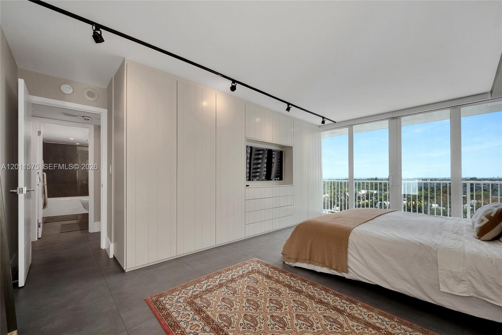 881 Ocean Dr # 7D, Key Biscayne FL 33149 — 36