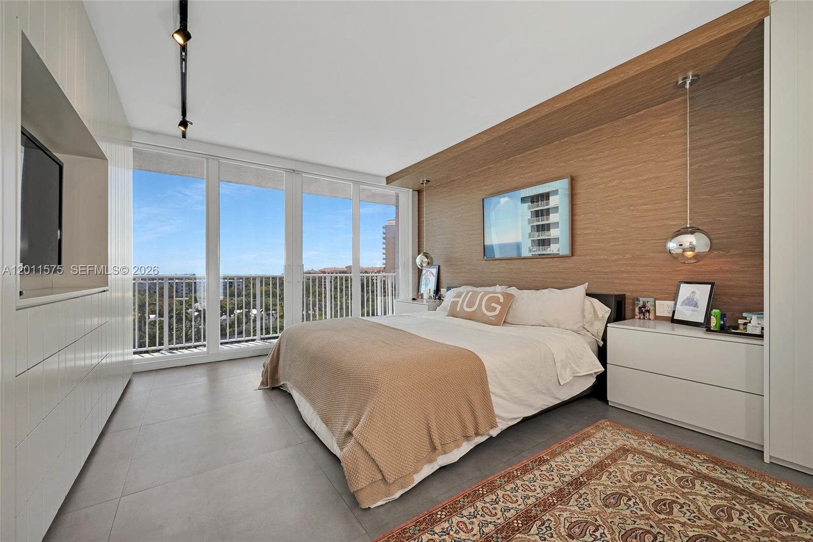 881 Ocean Dr # 7D, Key Biscayne FL 33149 — 34