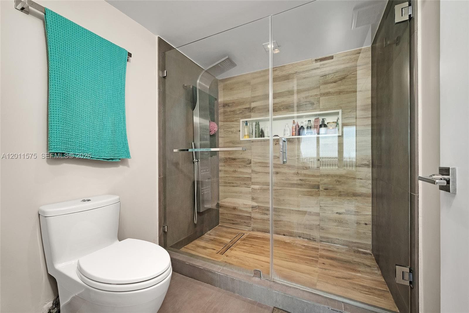 881 Ocean Dr # 7D, Key Biscayne FL 33149 — 38