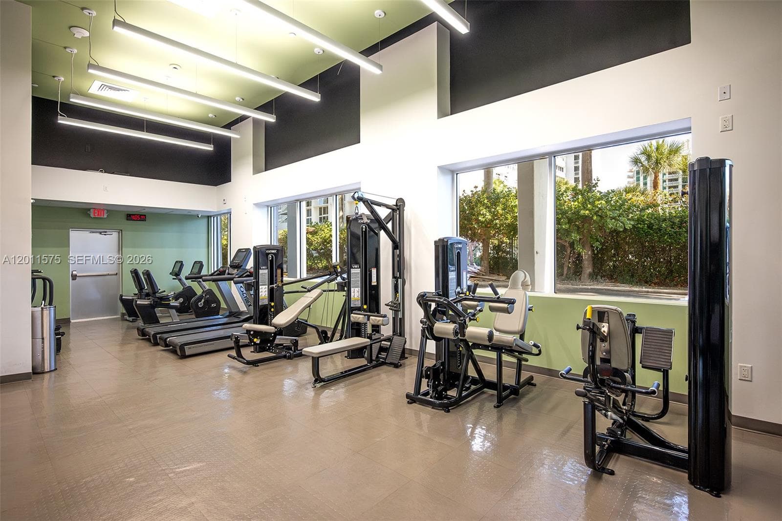 881 Ocean Dr # 7D, Key Biscayne FL 33149 — 49