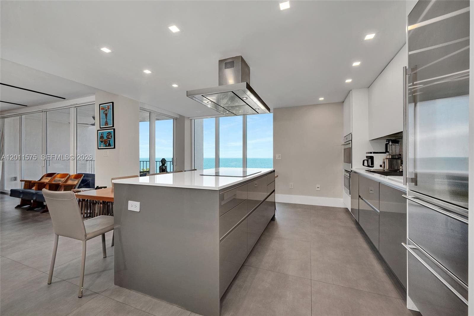 881 Ocean Dr # 7D, Key Biscayne FL 33149 — 18