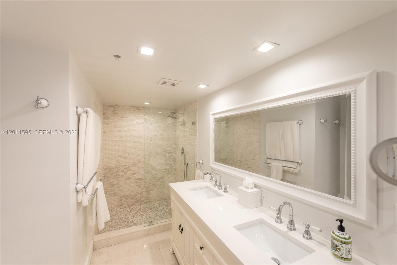 201 Crandon Blvd # 138, Key Biscayne FL 33149 — 15
