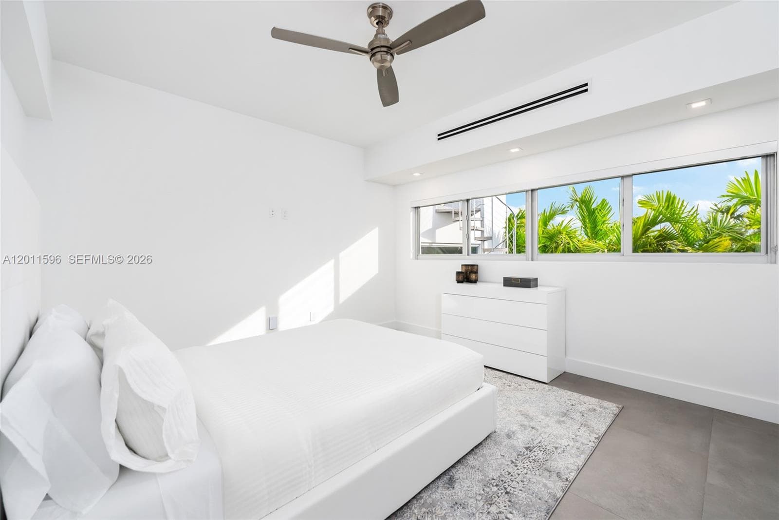 1785 Fairhaven Pl, Miami FL 33133 — 34
