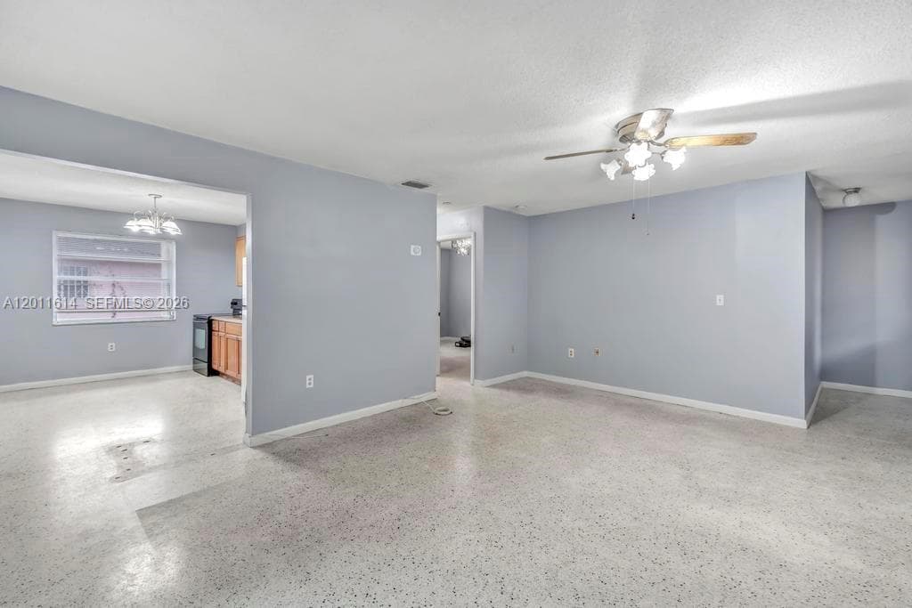 519 NW 10th Ave, Miami FL 33136 — 8