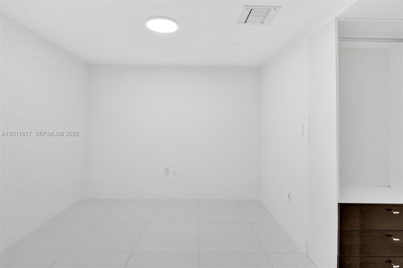 900 Biscayne Blvd # 1808, Miami FL 33132 — 13