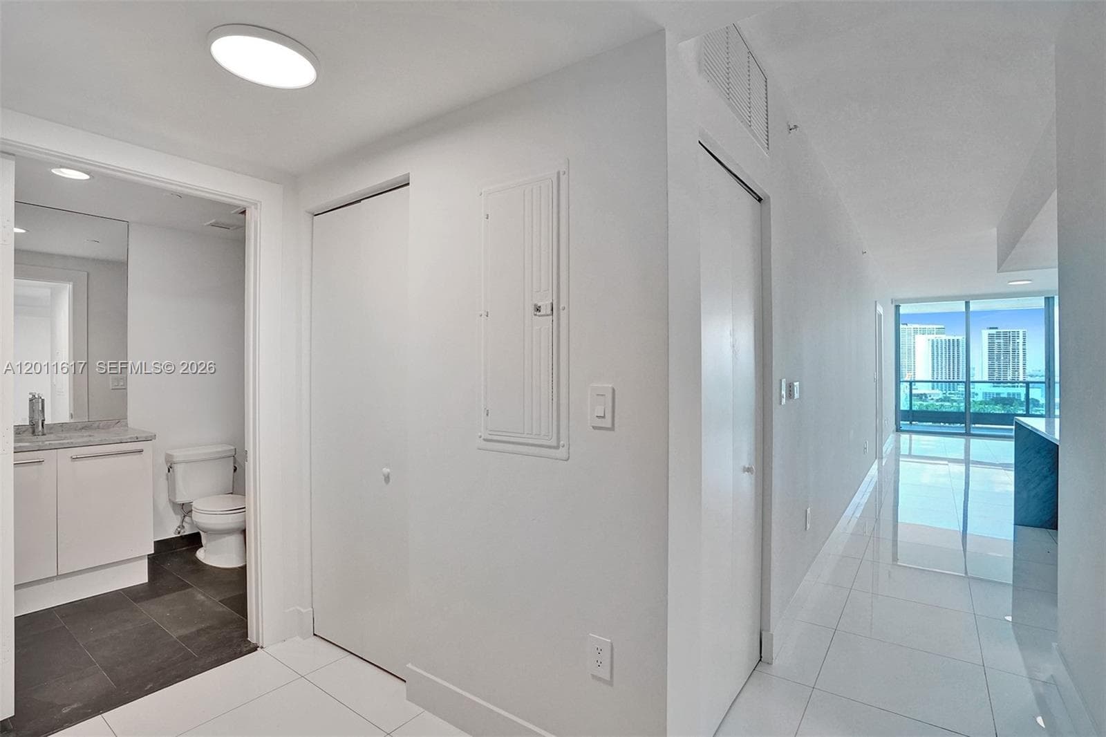 900 Biscayne Blvd # 1808, Miami FL 33132 — 14