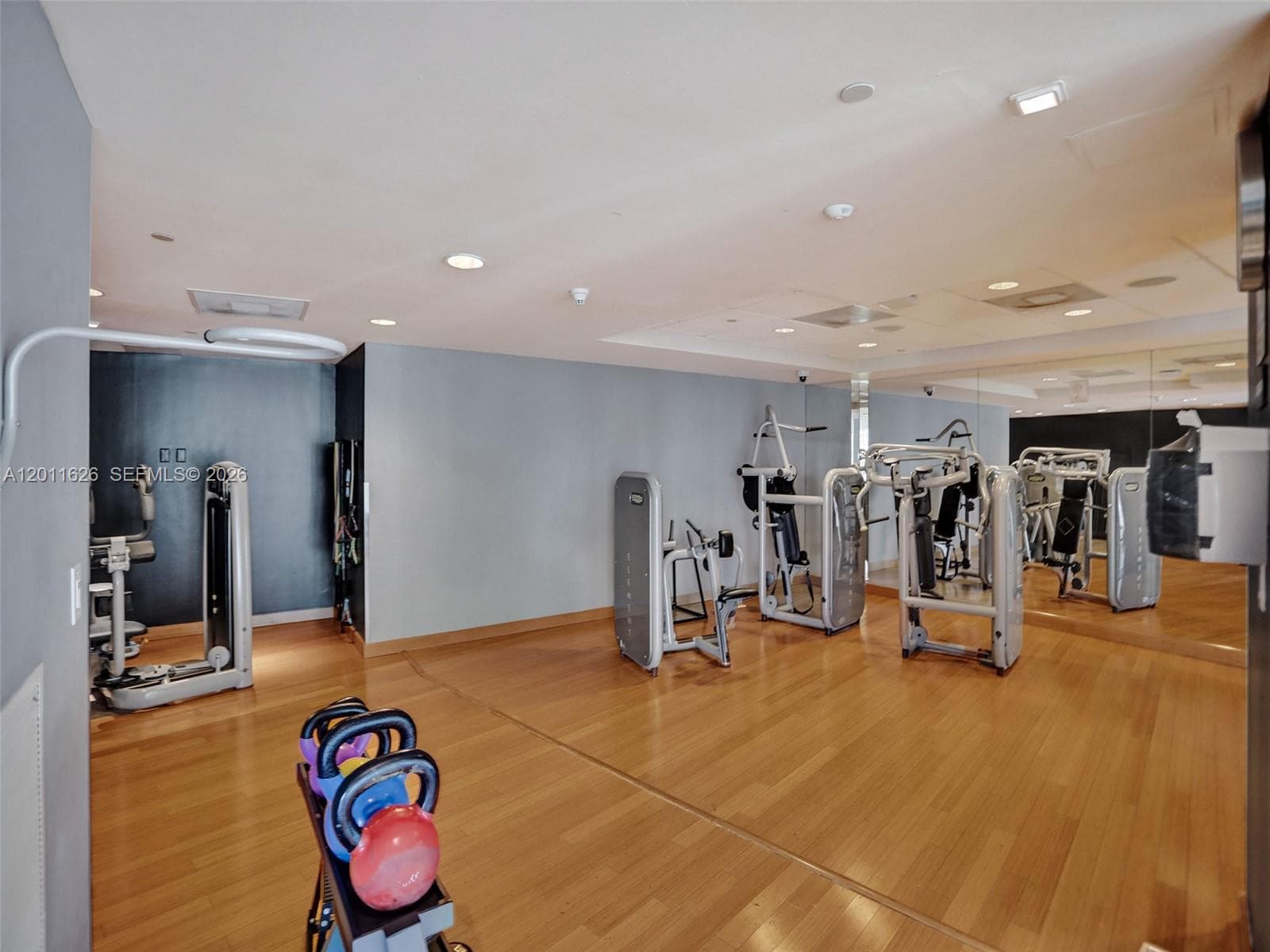 900 Biscayne Blvd # 5510, Miami FL 33132 — 22