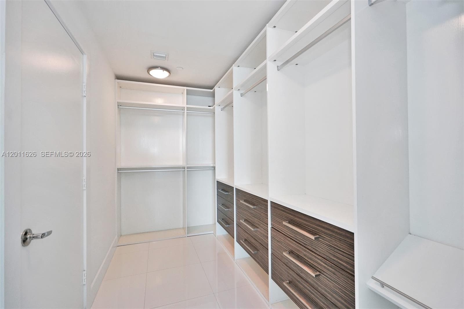 900 Biscayne Blvd # 5510, Miami FL 33132 — 7