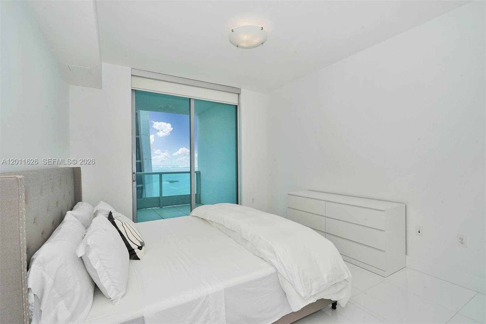 900 Biscayne Blvd # 5510, Miami FL 33132 — 5
